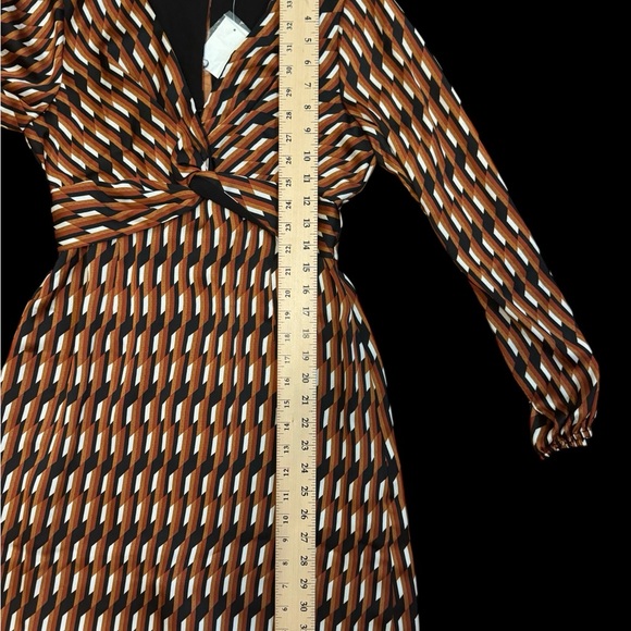 NWT Versona Dress - Picture 11 of 12